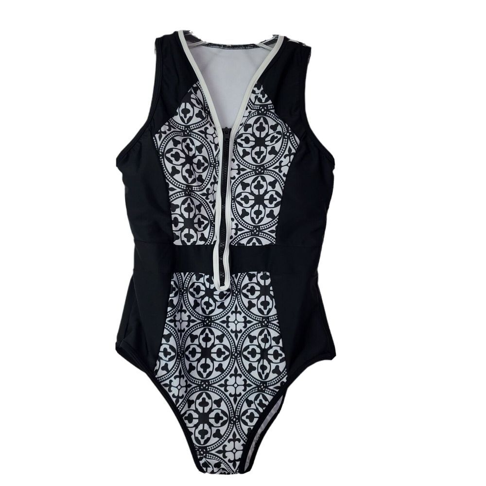 Womens Black & White Geometric Print One Piece Swimsuit‎ Size M GUC